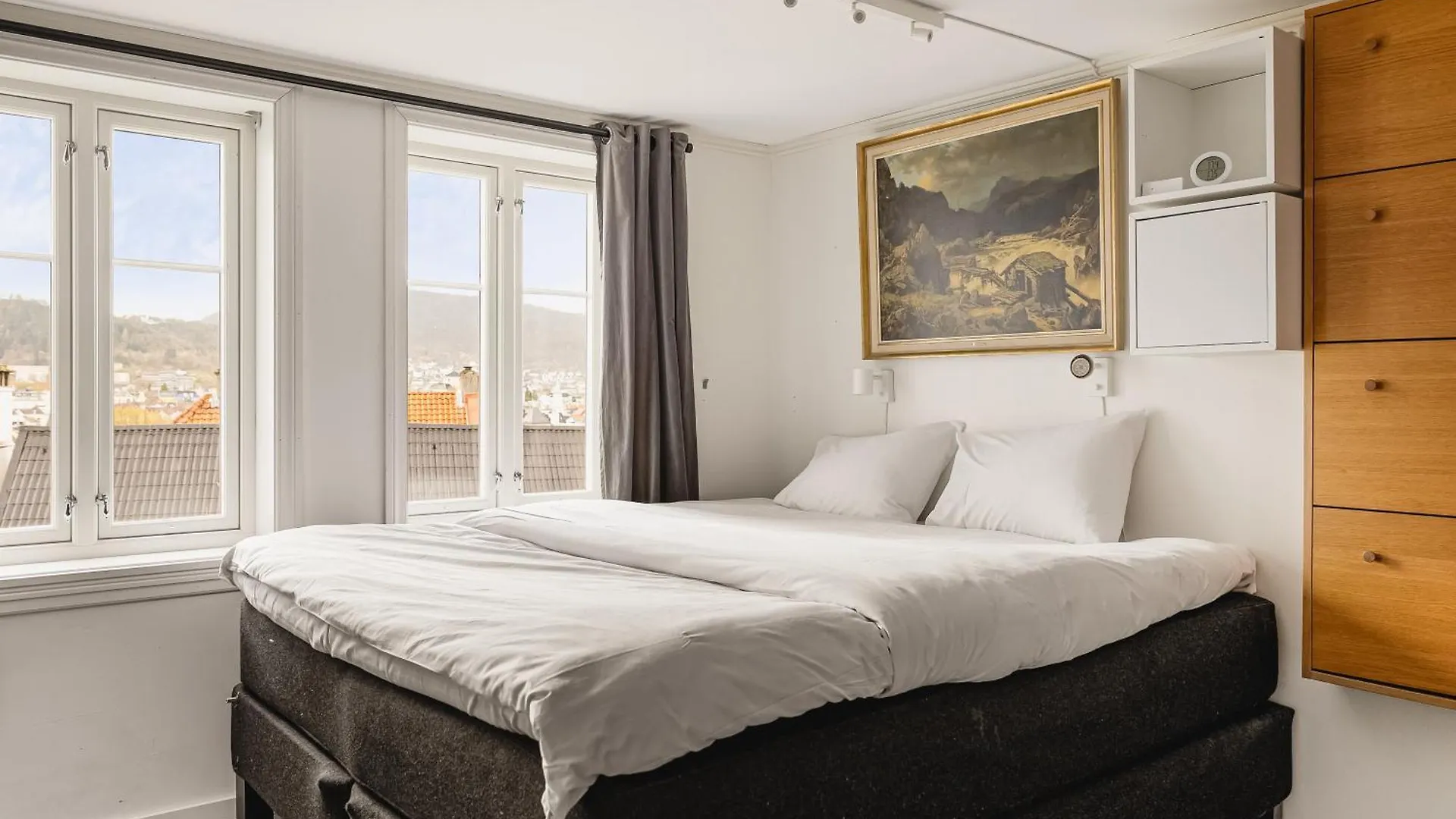 Fairytale Surroundings I 450M To The Train Station Villa Bergen Holiday home